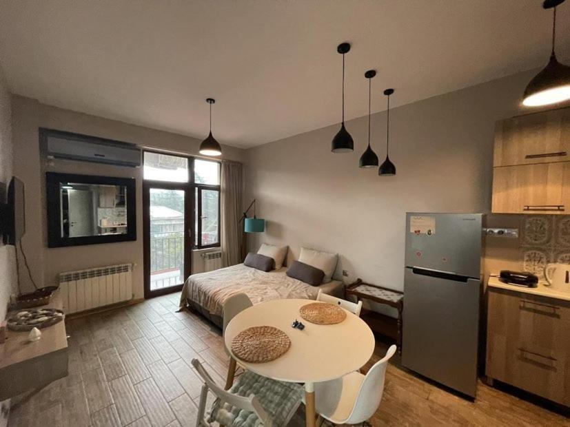 Great View Apartment Near Piazza Батумі Екстер'єр фото